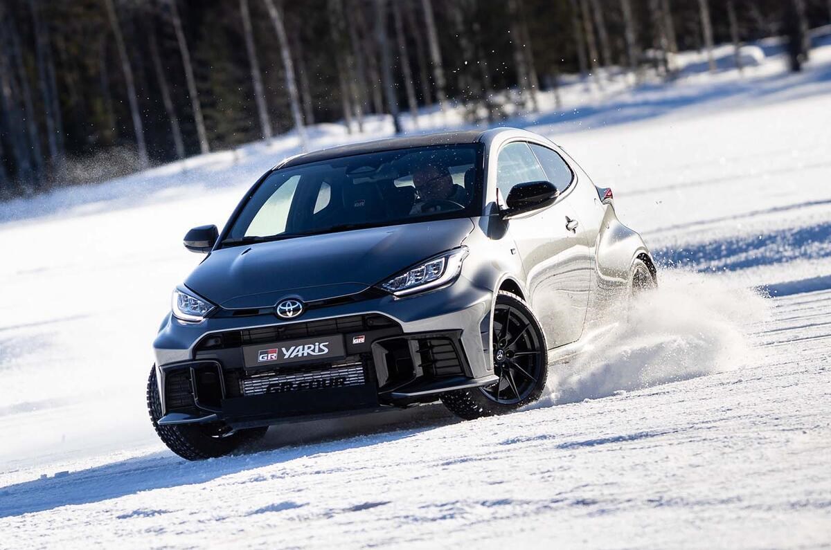 Toyota, hibrit GR modelleri için yeni 2 litre motor geliştiriyor