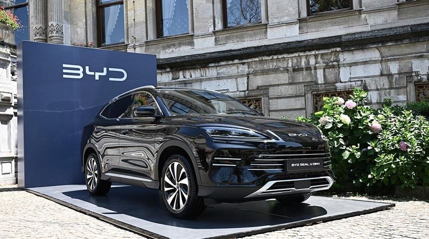 BYD, Tesla’nın süper şarjından güçlü bir şarj teknoloji tanıtacak