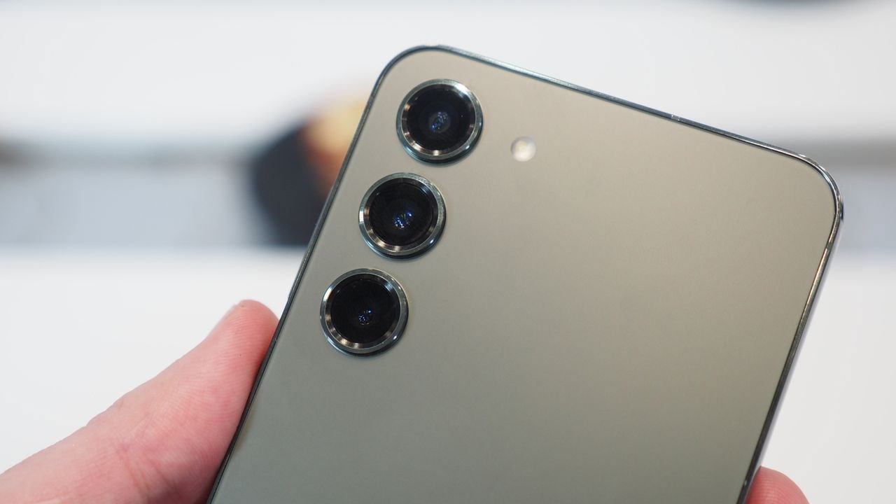 One UI 7 ile yenilenen kamera uygulaması Galaxy S23'e geliyor