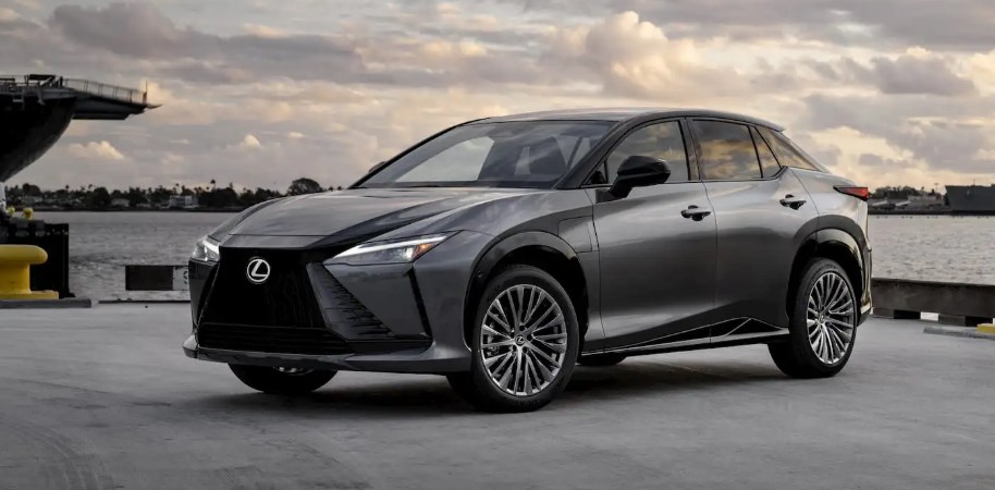 Toyota’nın 1000 kilometrelik batarya planı gecikmeye takıldı