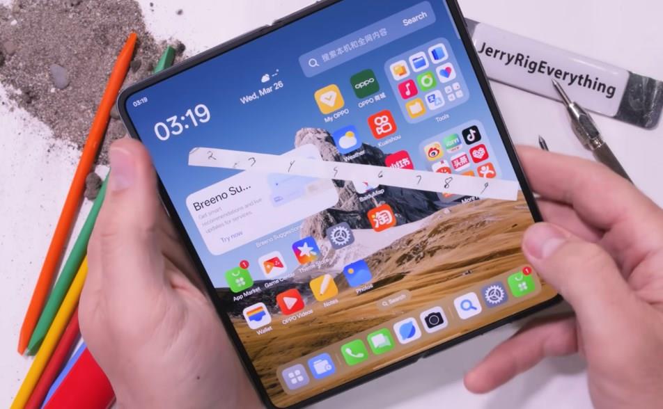 Oppo Find N5 dayanıklılık testine girdi!