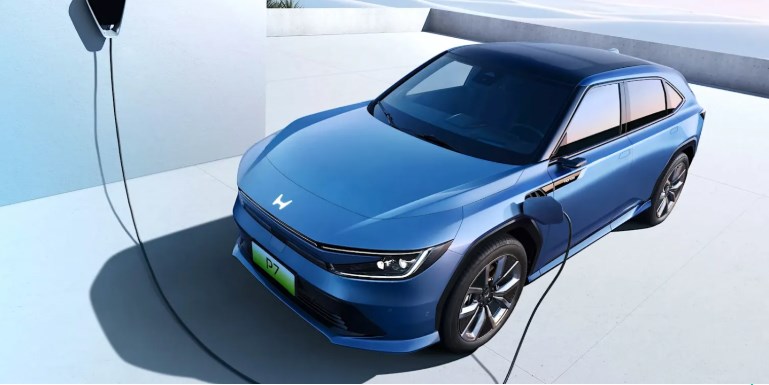 Honda P7 satışa sunuldu: İşte fiyatı ve özellikleri