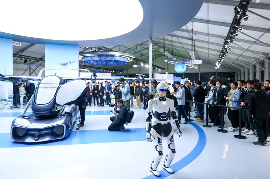 Chery, AIMOGA robotuyla akıllı yaşamın kapılarını aralıyor
