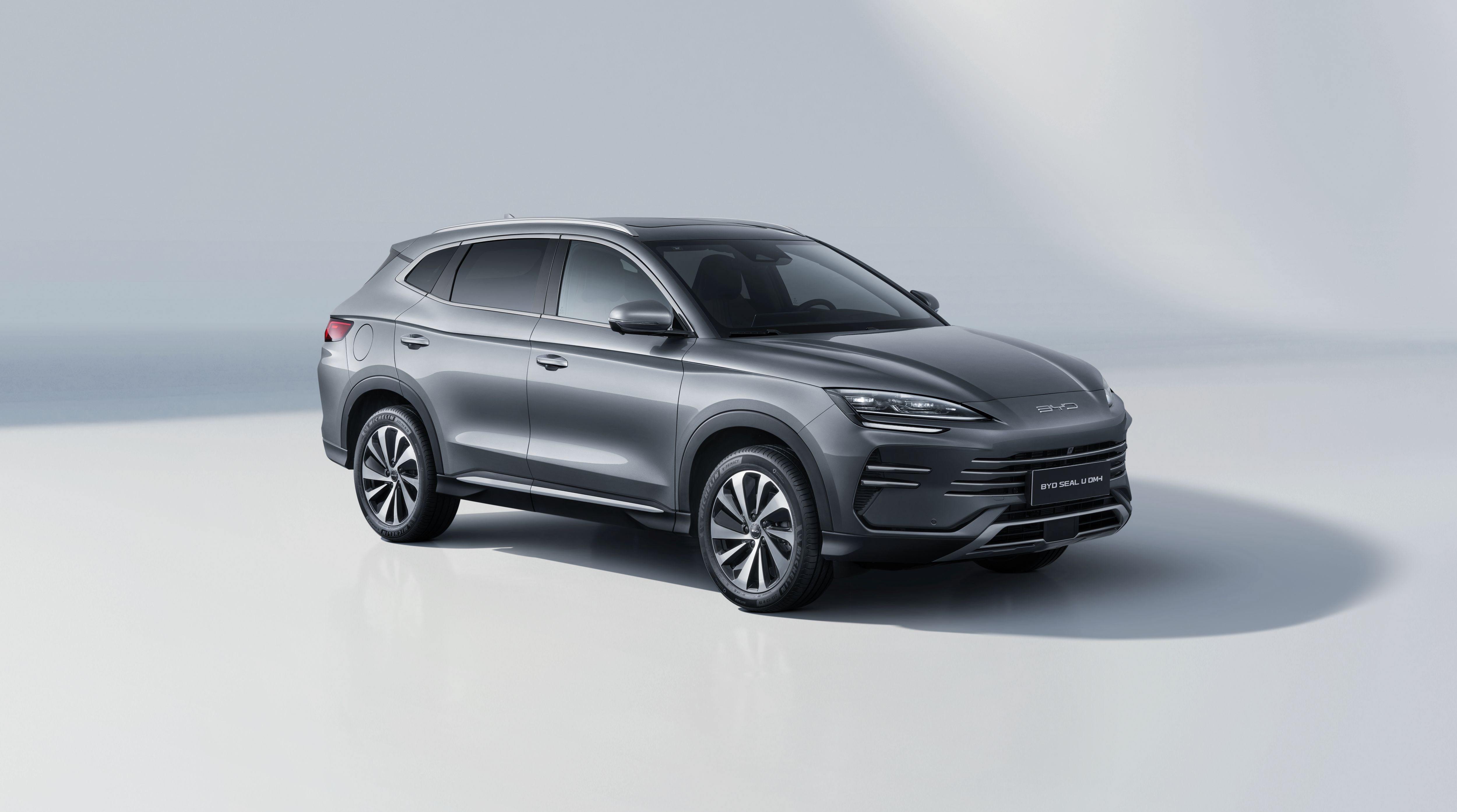 Turbo motorlu BYD Seal U DM-i AWD Türkiye'de: İşte fiyatı