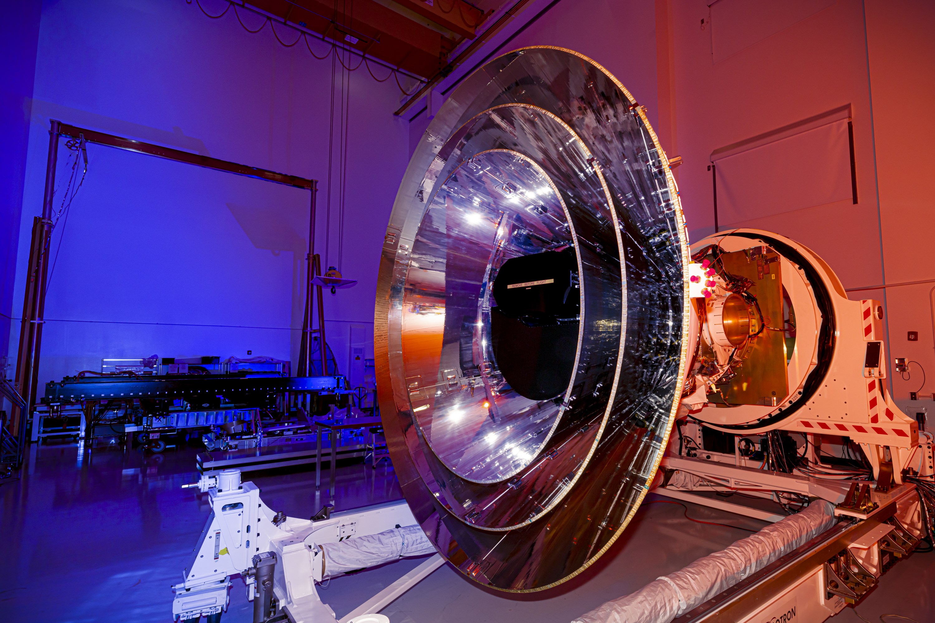 NASA’nın teleskobu tüm gökyüzünün fotoğrafını çekmeye başladı