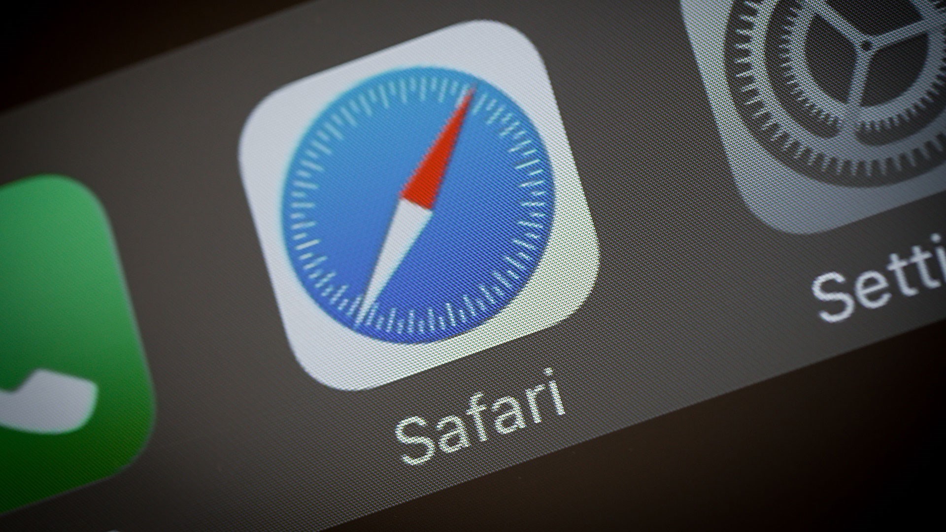 Apple, Safari'ye yapay zeka arama motoru eklemeyi düşünüyor