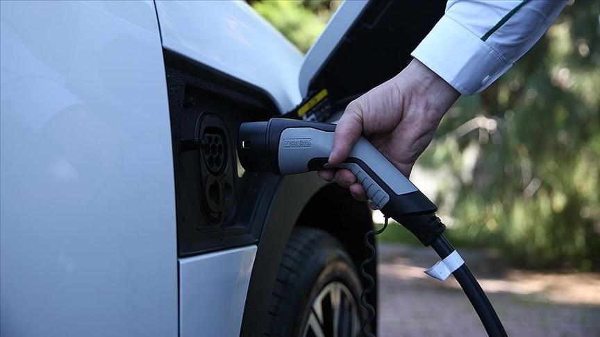 Bu yıl elektrikli araçların pazar payının %25'i aşması bekleniyor