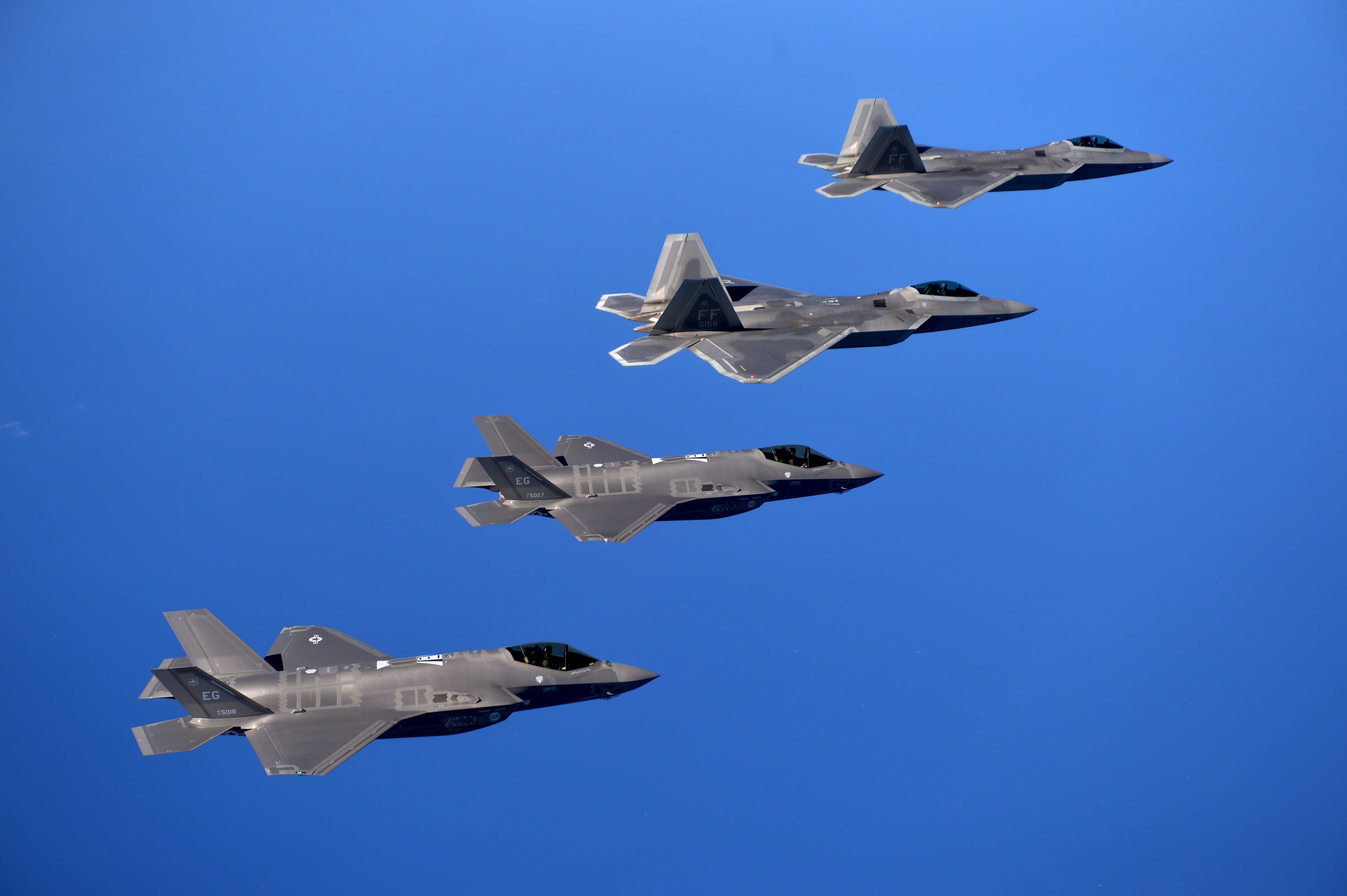 F-55 ve F-22 Super savaş uçakları geliyor: İşte ilk detaylar