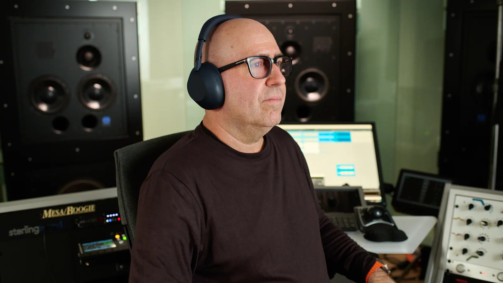 Sony WH-1000XM6 aktif gürültü engelleme özellikli kulaklık