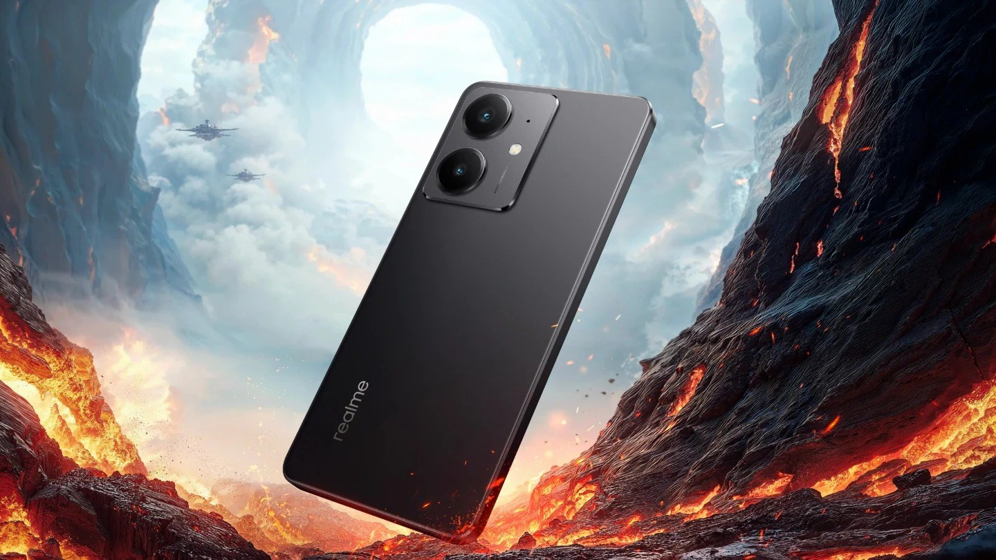 Realme Neo 7 Turbo: 100W hızlı şarj ve şeffaf tasarımla geliyor