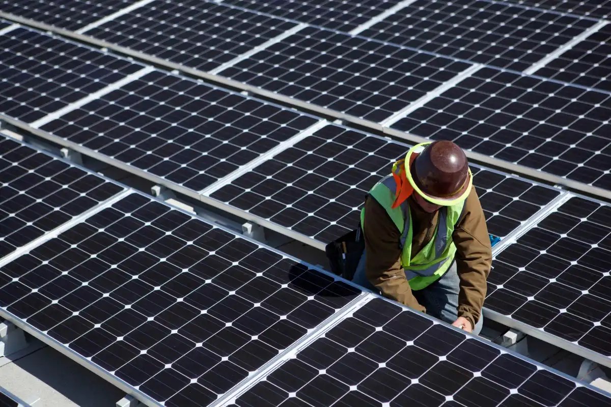 Meta’dan yapay zeka için 650 MW güneş enerjisi anlaşması