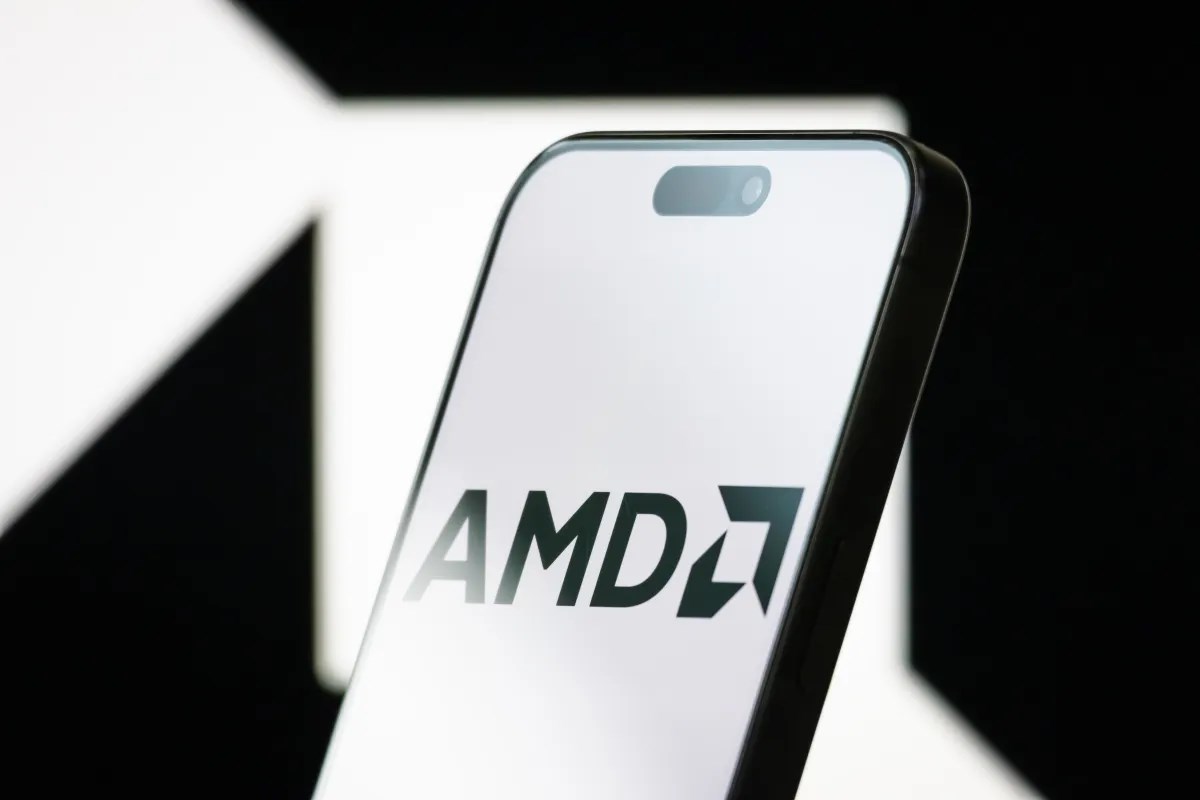 AMD, silikon fotonik girişimi Enosemi’yi satın aldı