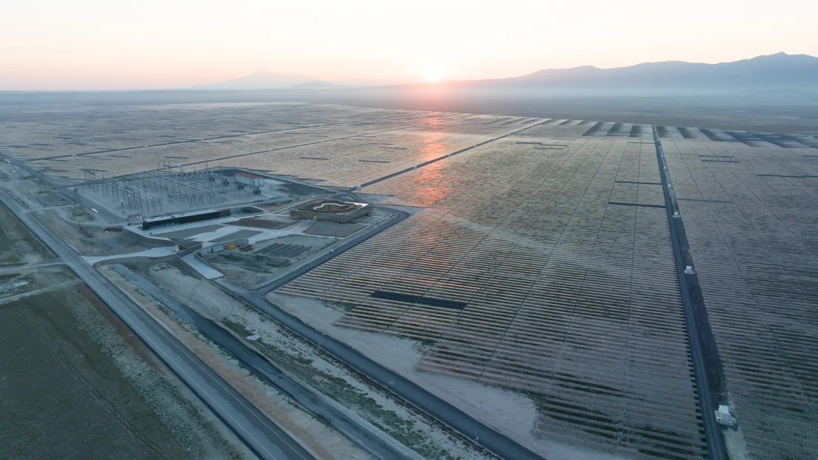 Kalyon ve Cengiz Enerji Suriye’de 1 GW’lık güneş santrali kuracak