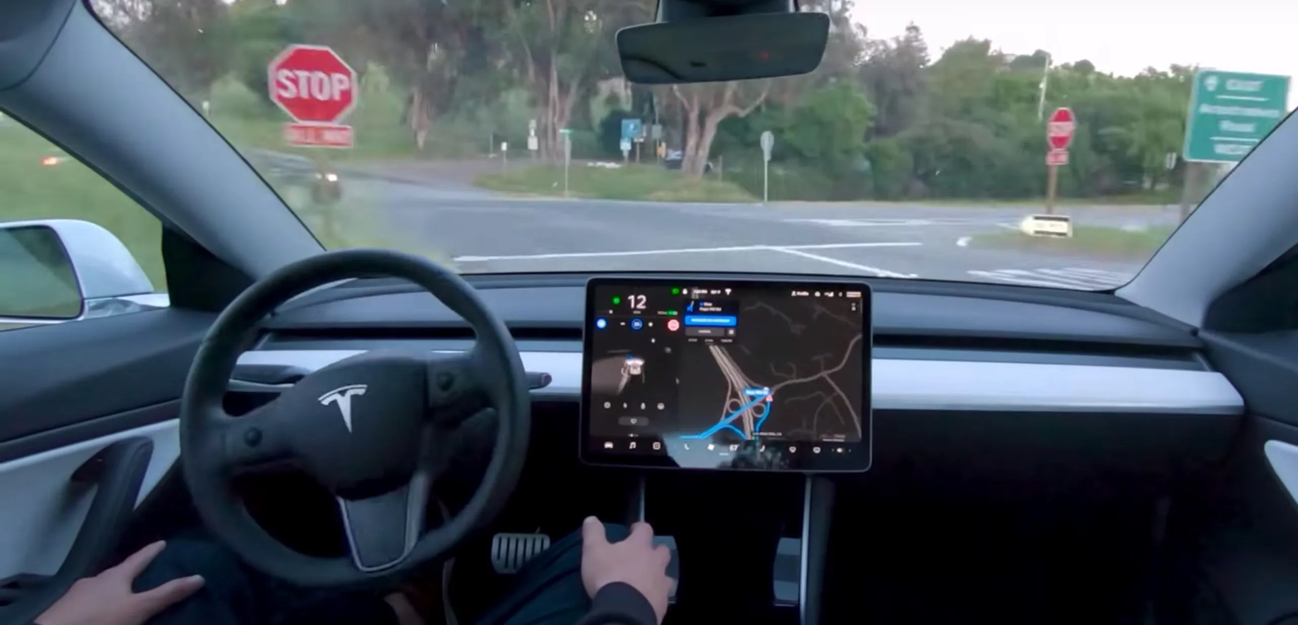 Tesla’nın “tam otonom” hayali askıda, HW3 sahipleri bekleyişte