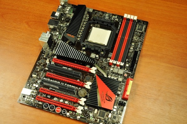 Ön Bakış: Asus Crosshair IV Formula