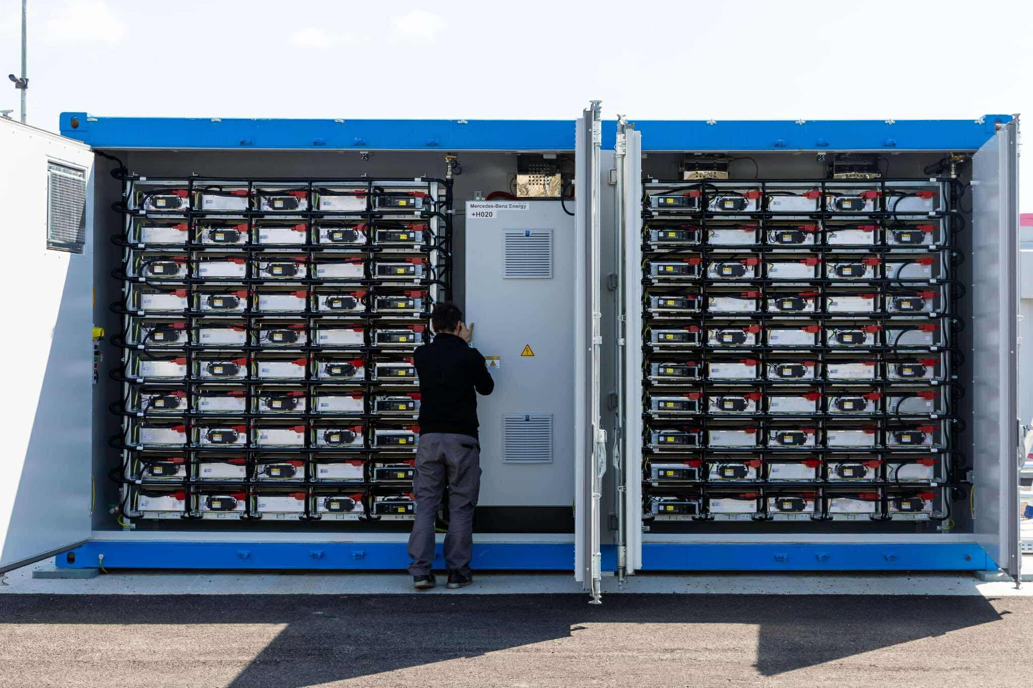 İkinci el bataryalarla 10 MWh’lik enerji depolama tesisi açıldı