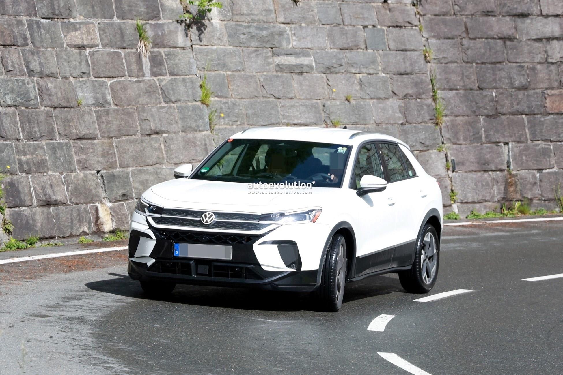 Yeni nesil Volkswagen T-Roc'un casus fotoğrafları ortaya çıktı