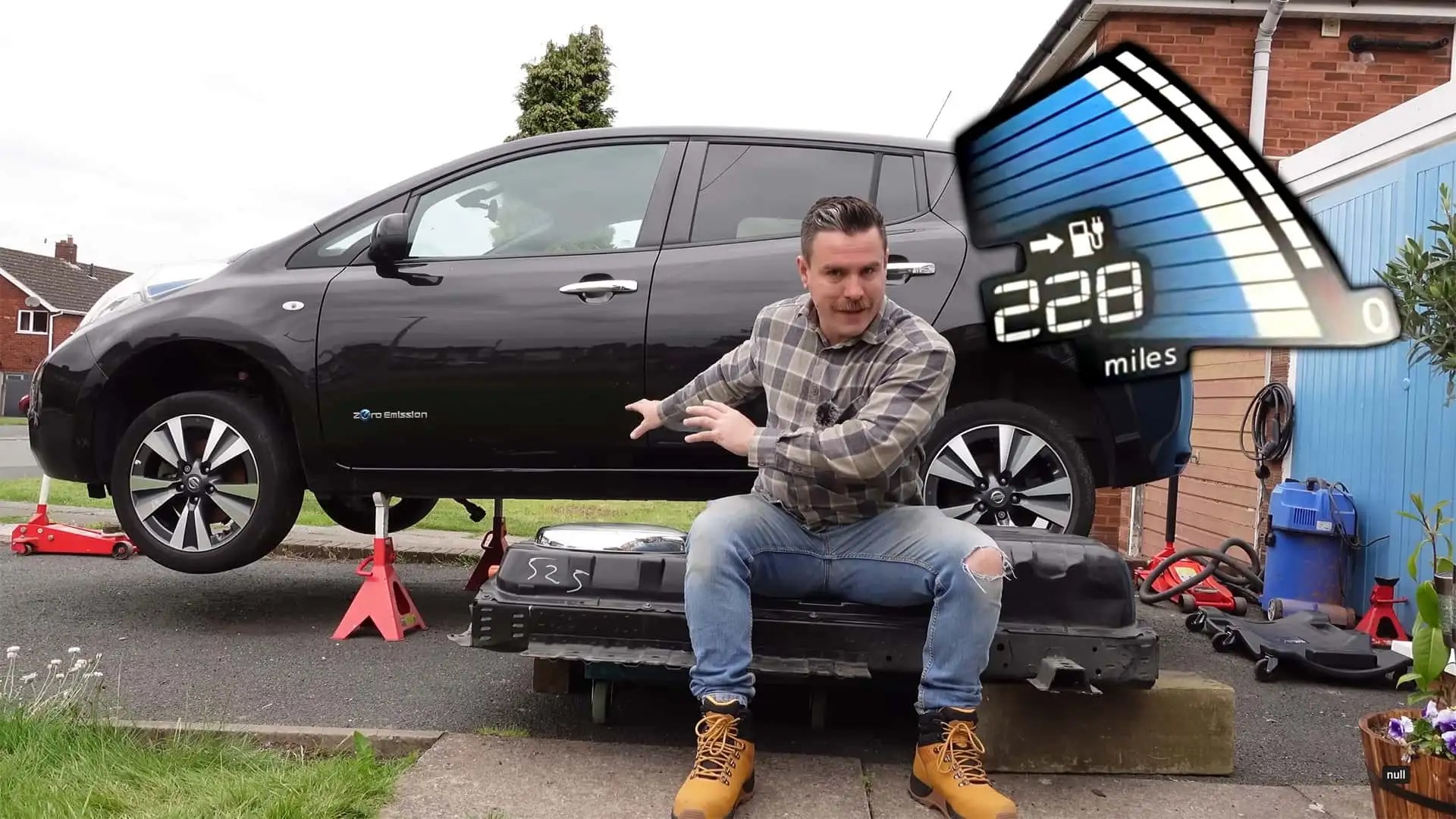 Nissan Leaf’in bataryası değiştirildi, menzil iki katına çıktı