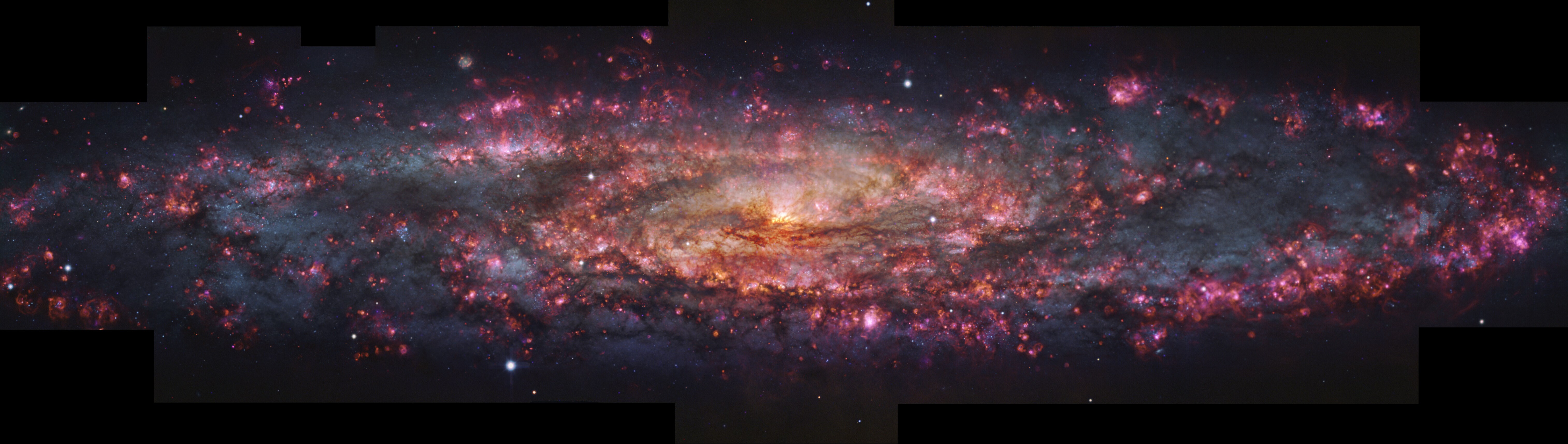 Galaksi değil, kozmik ansiklopedi! İşte çarpıcı NGC 253 görseli