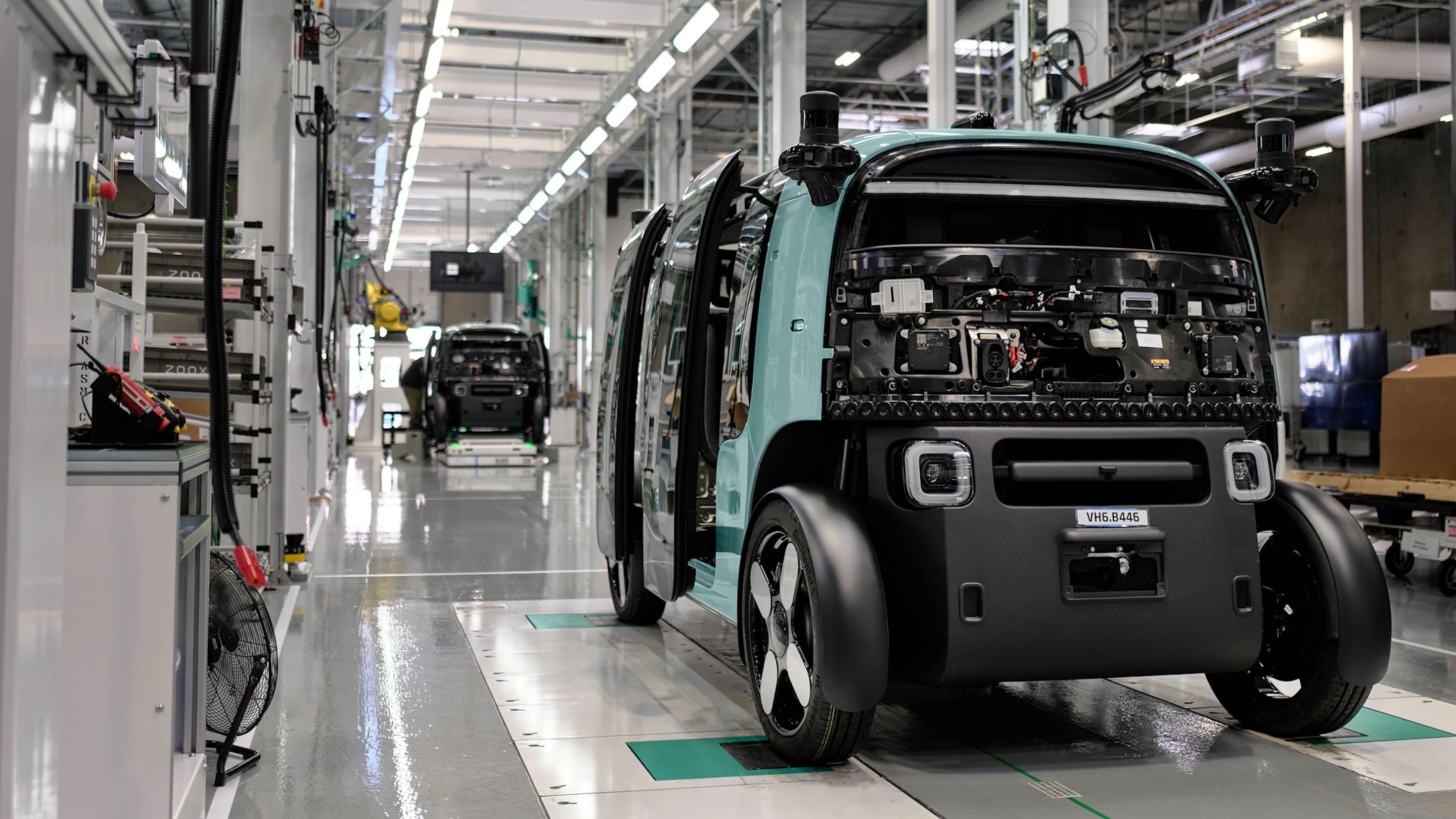 Amazon’un robotaksi şirketi Zoox, yılda 10 bin araç üretecek