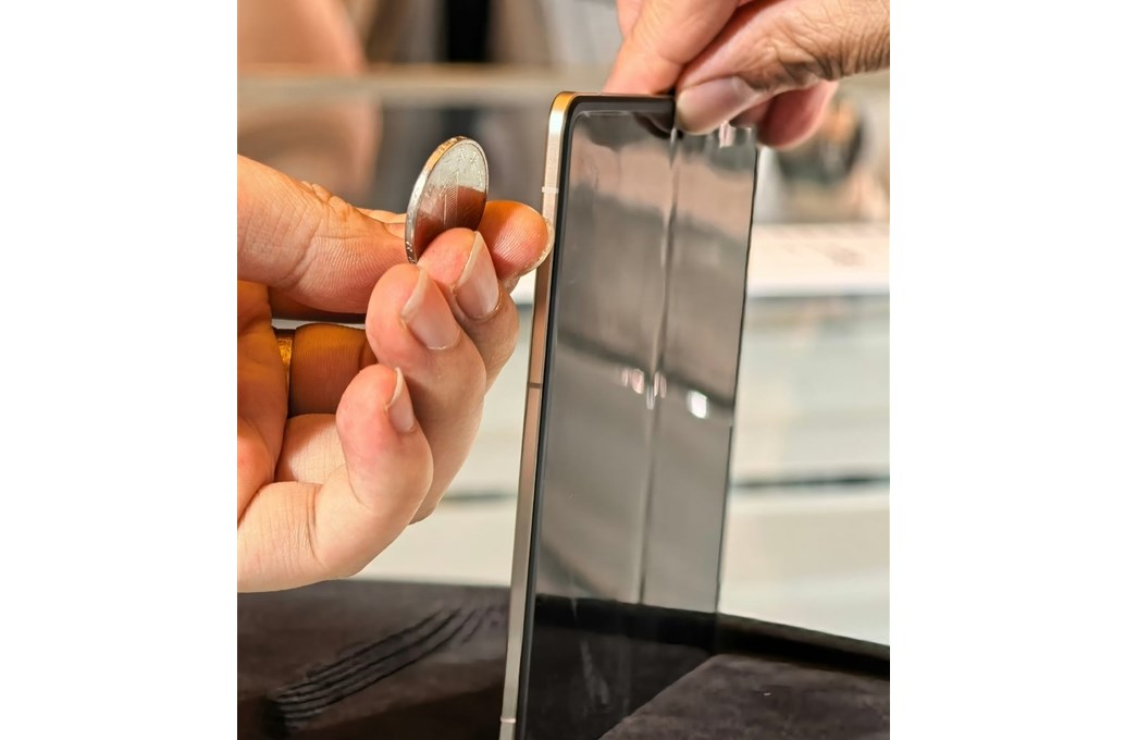 Honor Magic V5’in tasarımı gözler önüne serildi