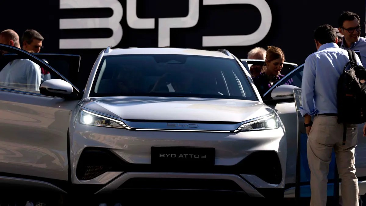 Çinli otomotiv devi BYD, stok ve talep kriziyle karşı karşıya