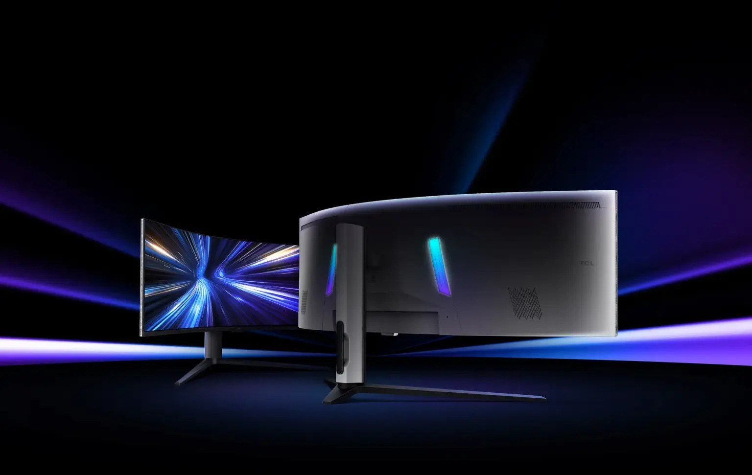 TCL, 57 inç çift 4K çözünürlüğe sahip kavisli monitörünü tanıttı