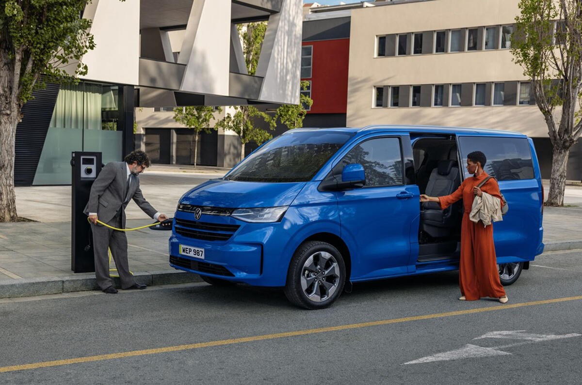 Volkswagen, elektrikli Transporter Shuttle ve Kombi'yi tanıttı