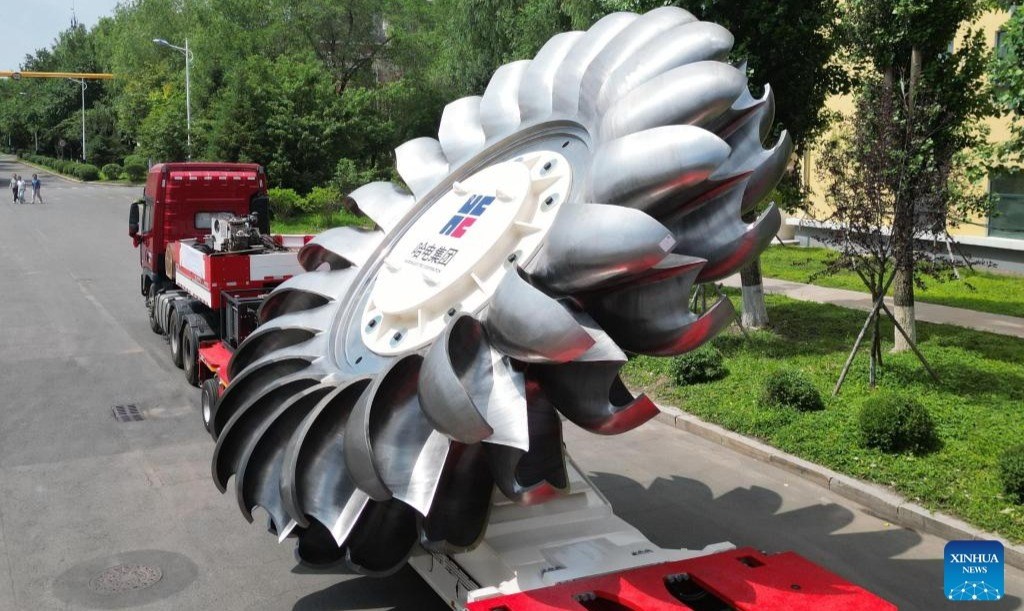 Çin, 500 MW’lık dünyanın en güçlü hidro türbinini sergiledi