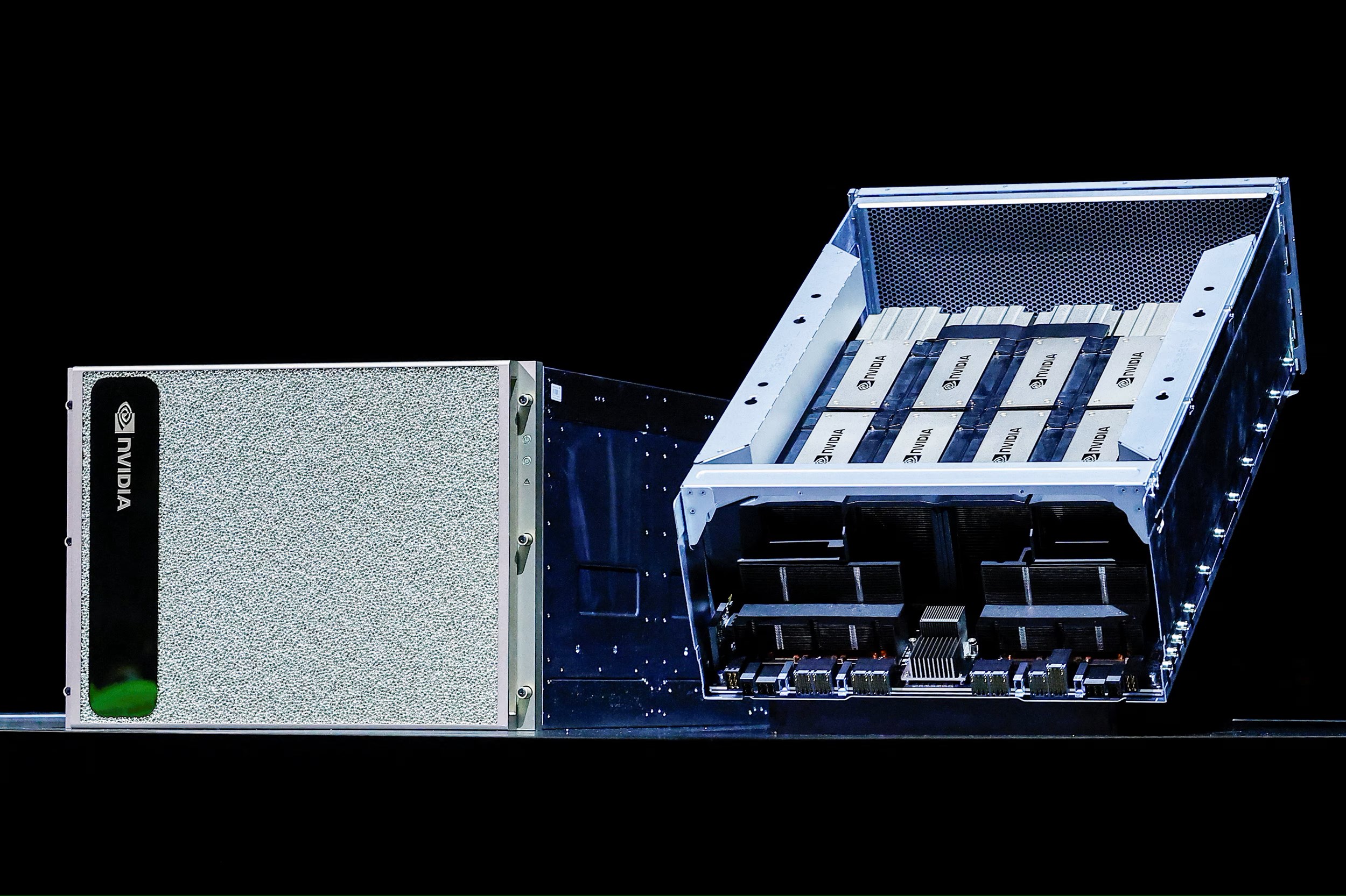 Nvidia, tarihin en değerli şirketi olma yolunda rekor kırdı