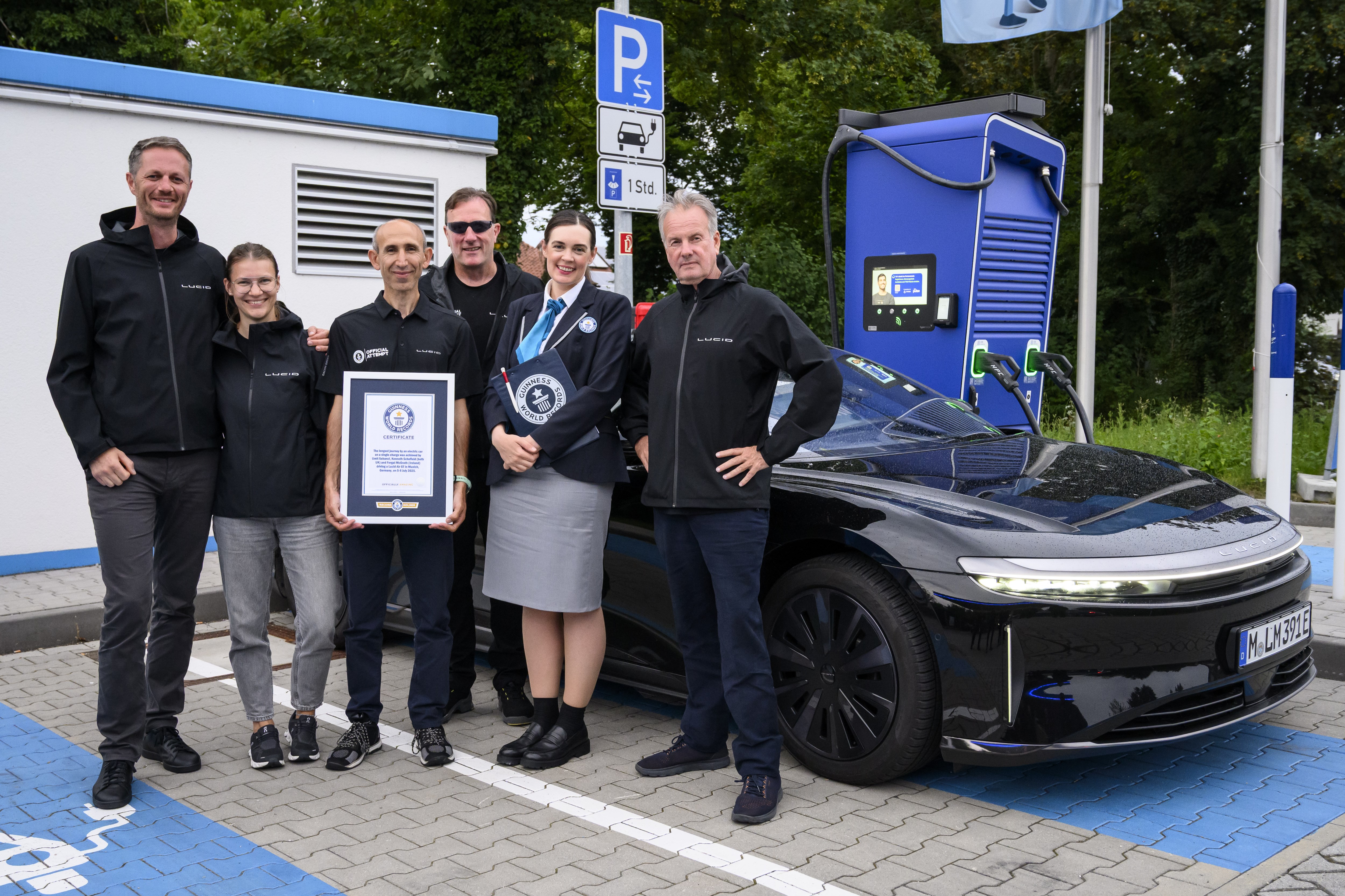 Lucid'in elektrikli sedanından dünya rekoru: Tek şarjla 1.205 km