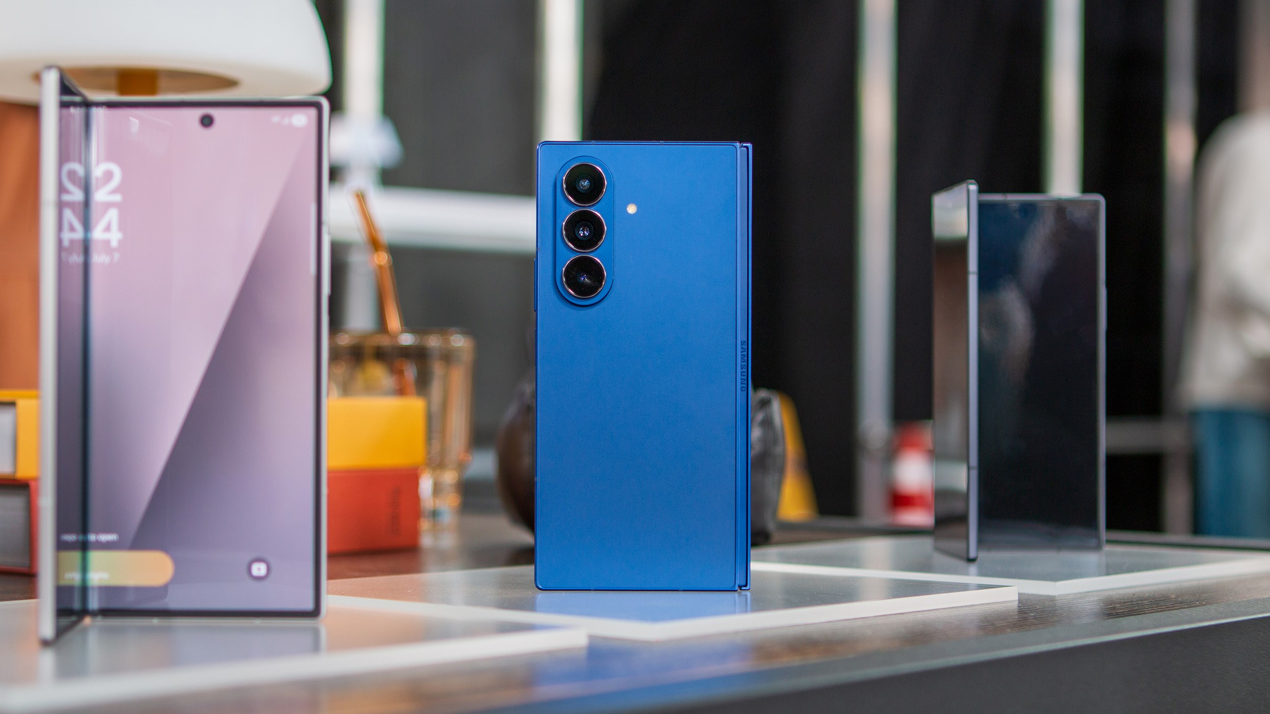 Samsung Galaxy Z Fold 7 vs Fold 6 karşılaştırması: Farklar neler?