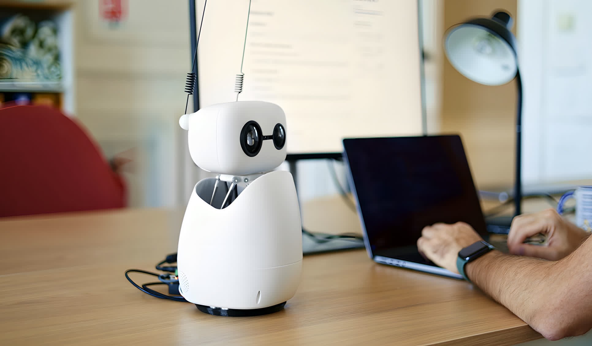 Hem ucuz hem sevimli: Açık kaynaklı masaüstü robot Reachy Mini