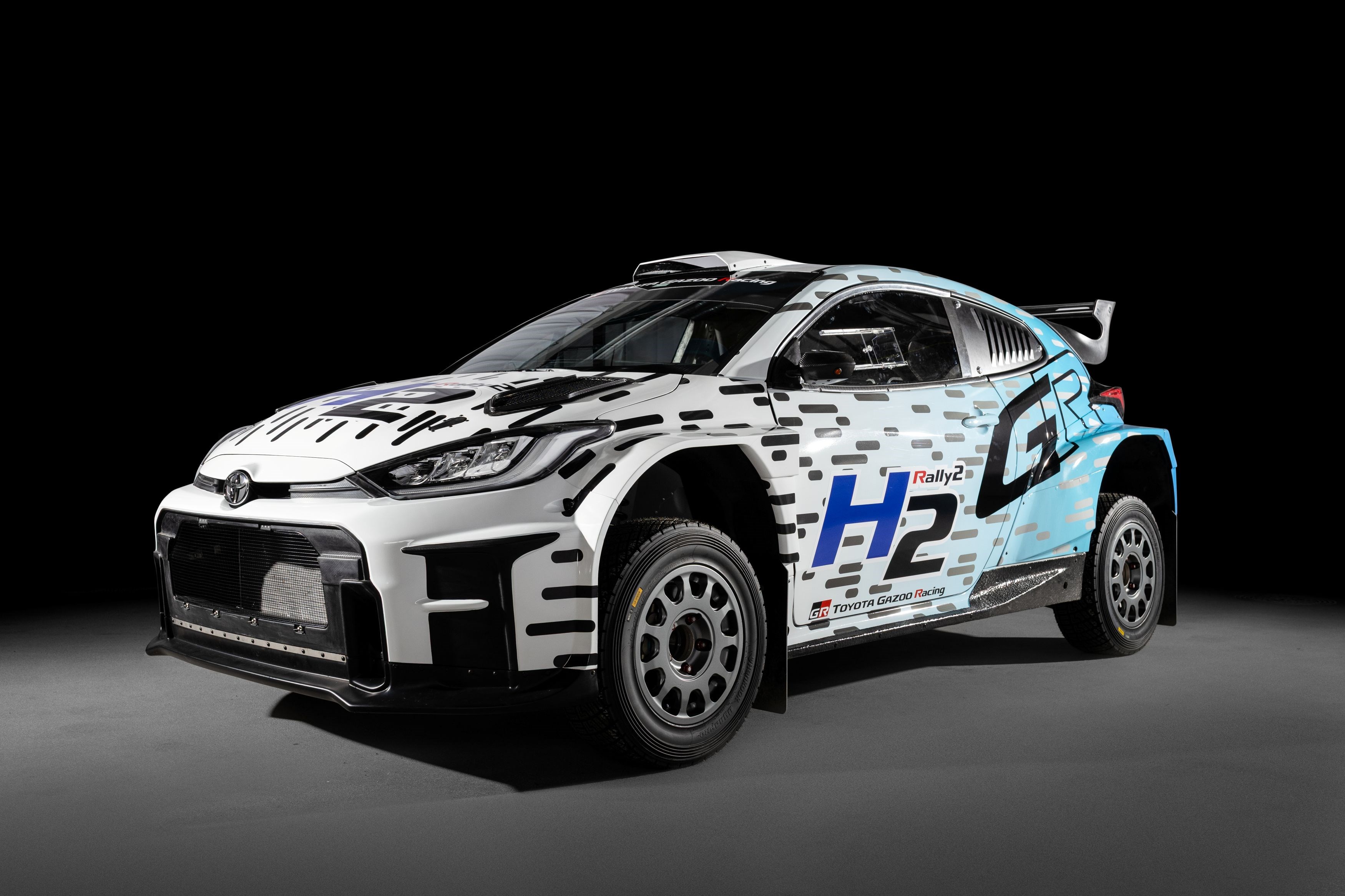 Toyota'nın hidrojenli ralli aracı Finlandiya'da yarışacak