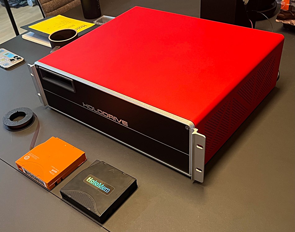 200 TB'lık holografik şeritler, depolamada devrim yaratabilir