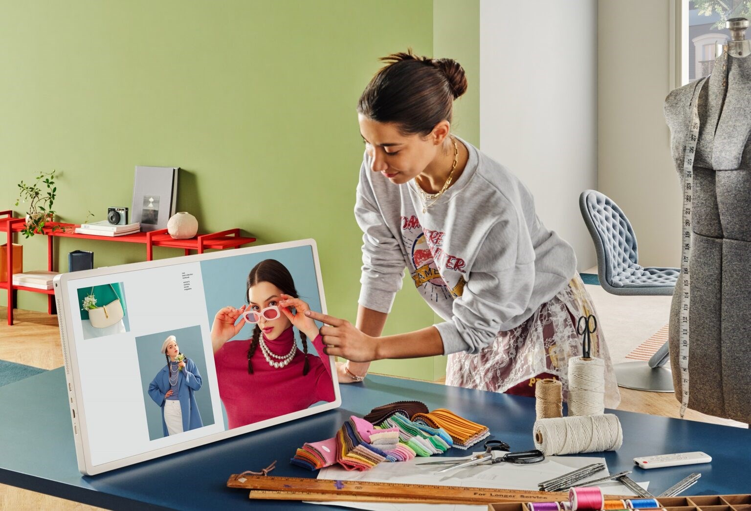 LG, 27 inçlik taşınabilir monitörünü satışa sundu