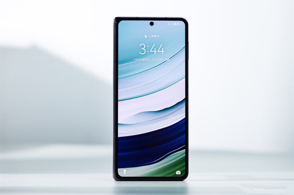 Huawei Mate X7’nin ekran ve kamera detayları sızdırıldı