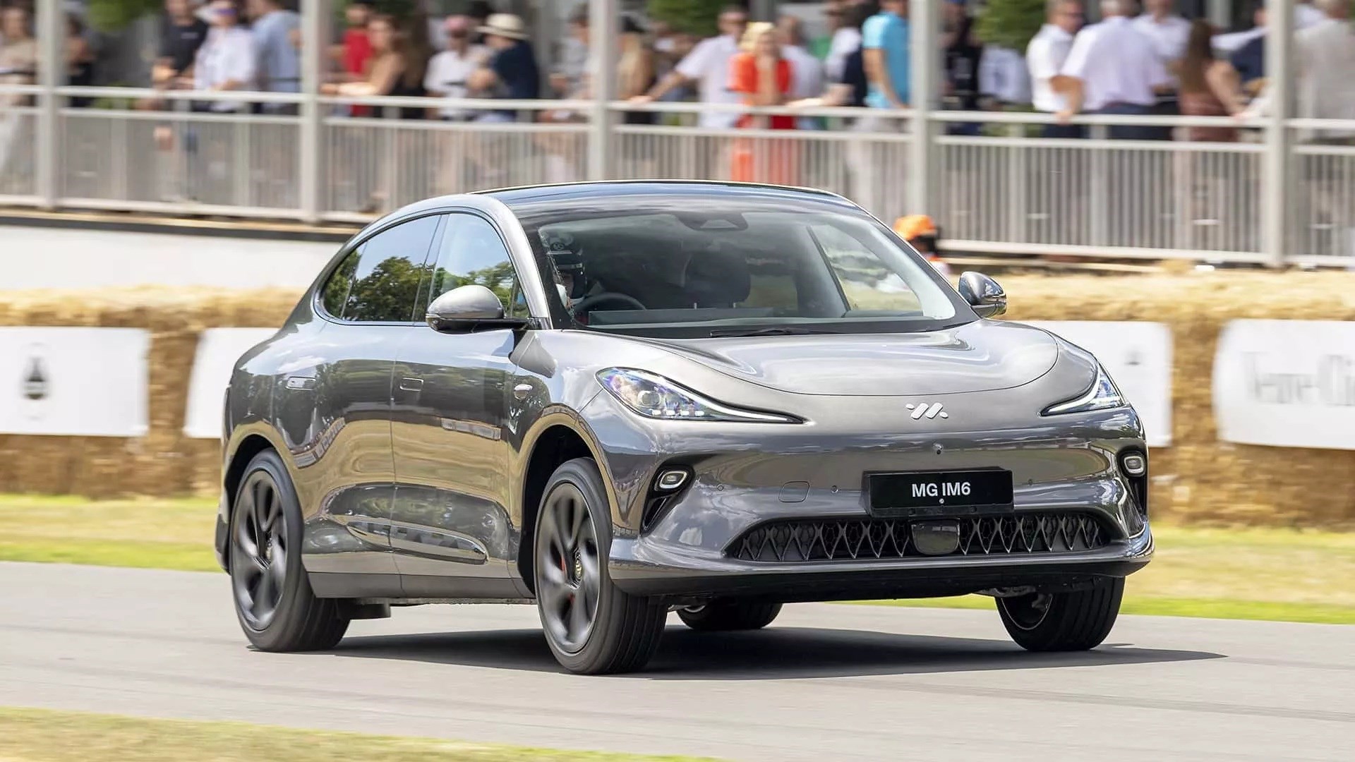 MG'den Tesla Model S ve Model Y'ye rakip: IM5 sedan ve IM6 SUV