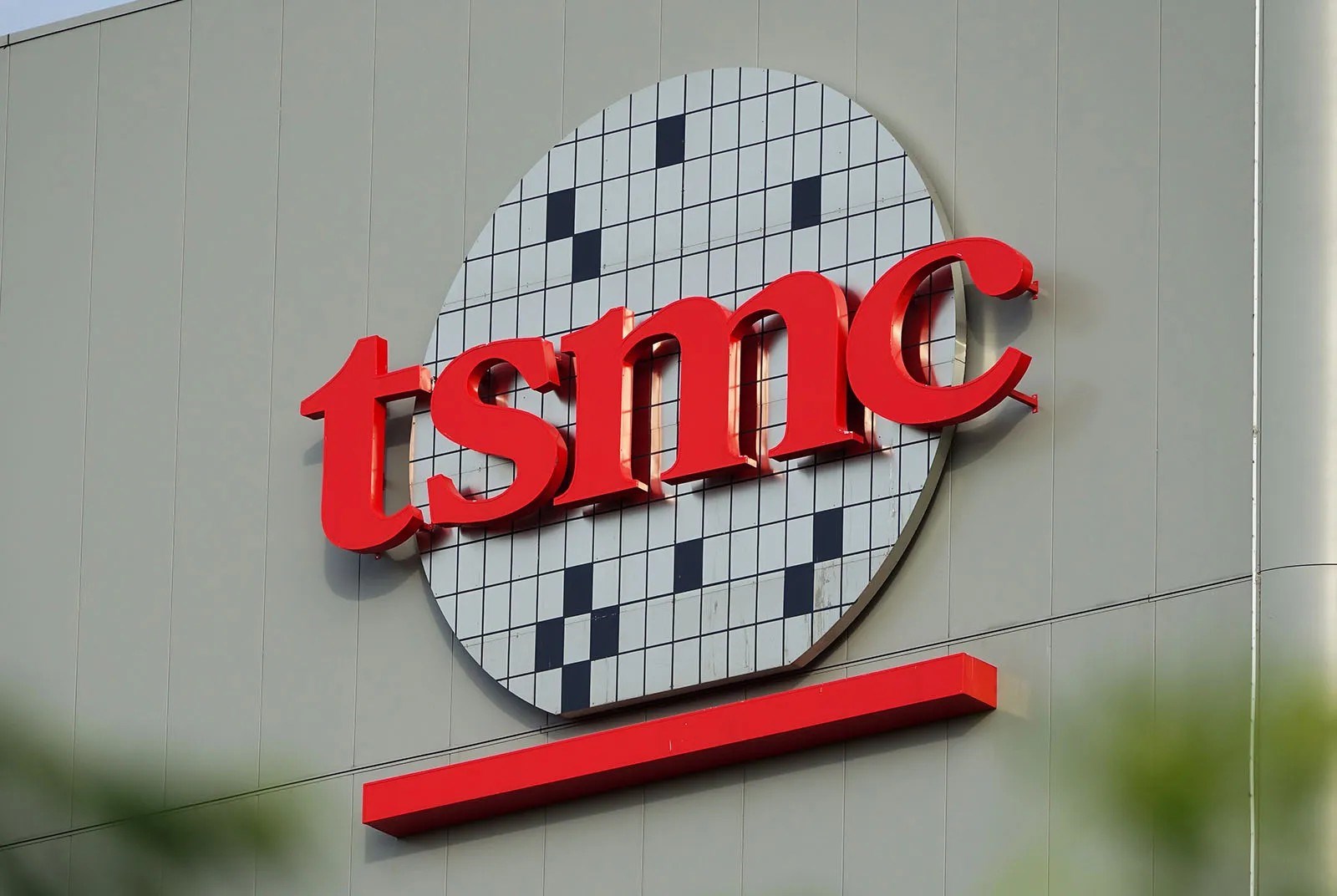 TSMC, 2025'in ilk çeyreğinde rekor gelir elde etti