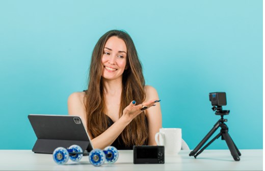 İçerik Üreticileri İçin En İyi AI Transkripsiyon Araçları 2025