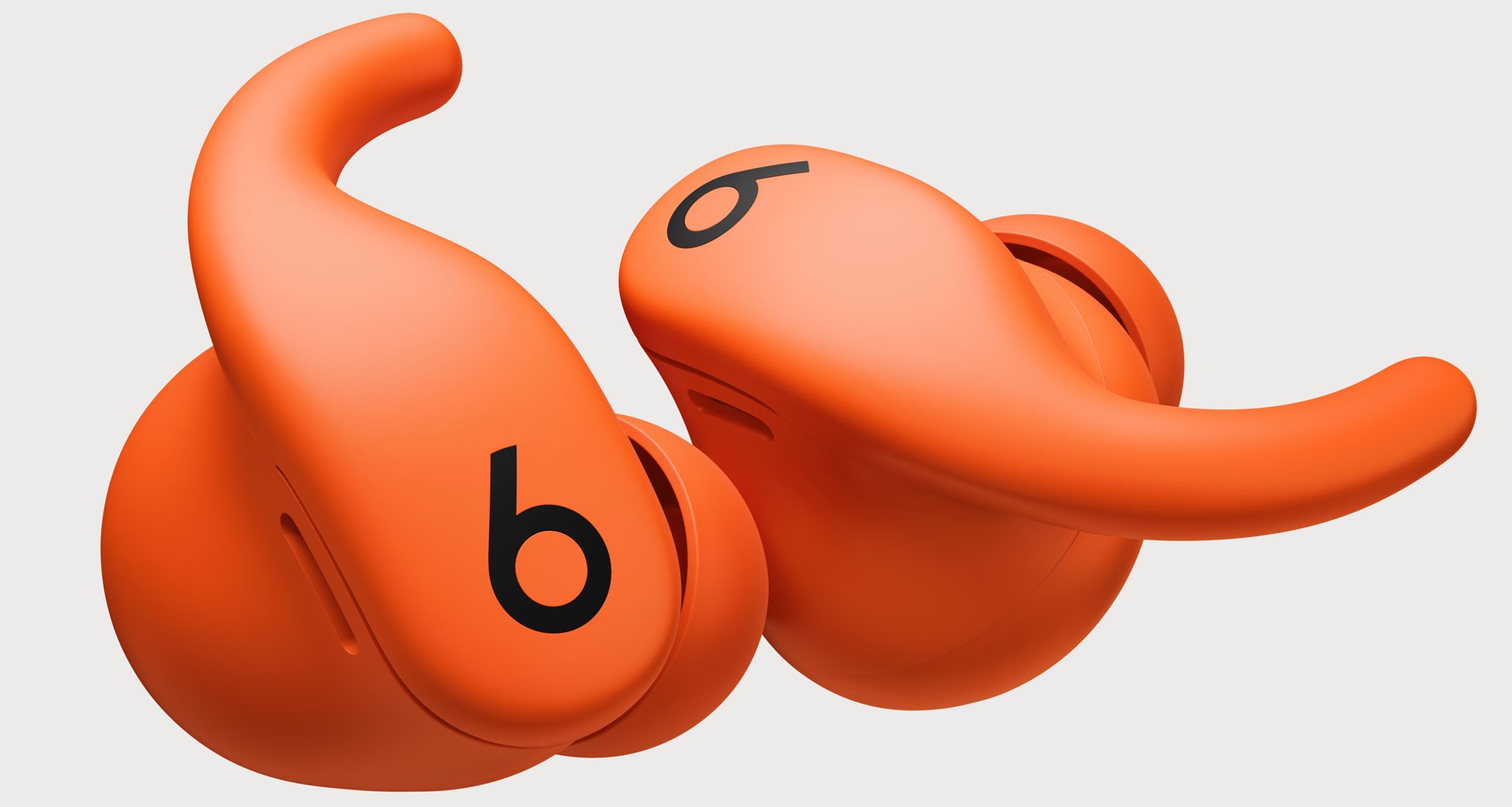 Apple Powerbeats Fit kulaklık tanıtıldı