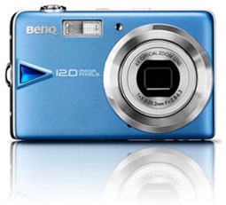 BenQ, HDR teknolojili dijital fotoğraf makinesi E1260'ı duyurdu