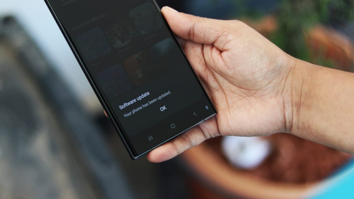 Galaxy S23 & S24 One UI 8 güncellemesi yayında