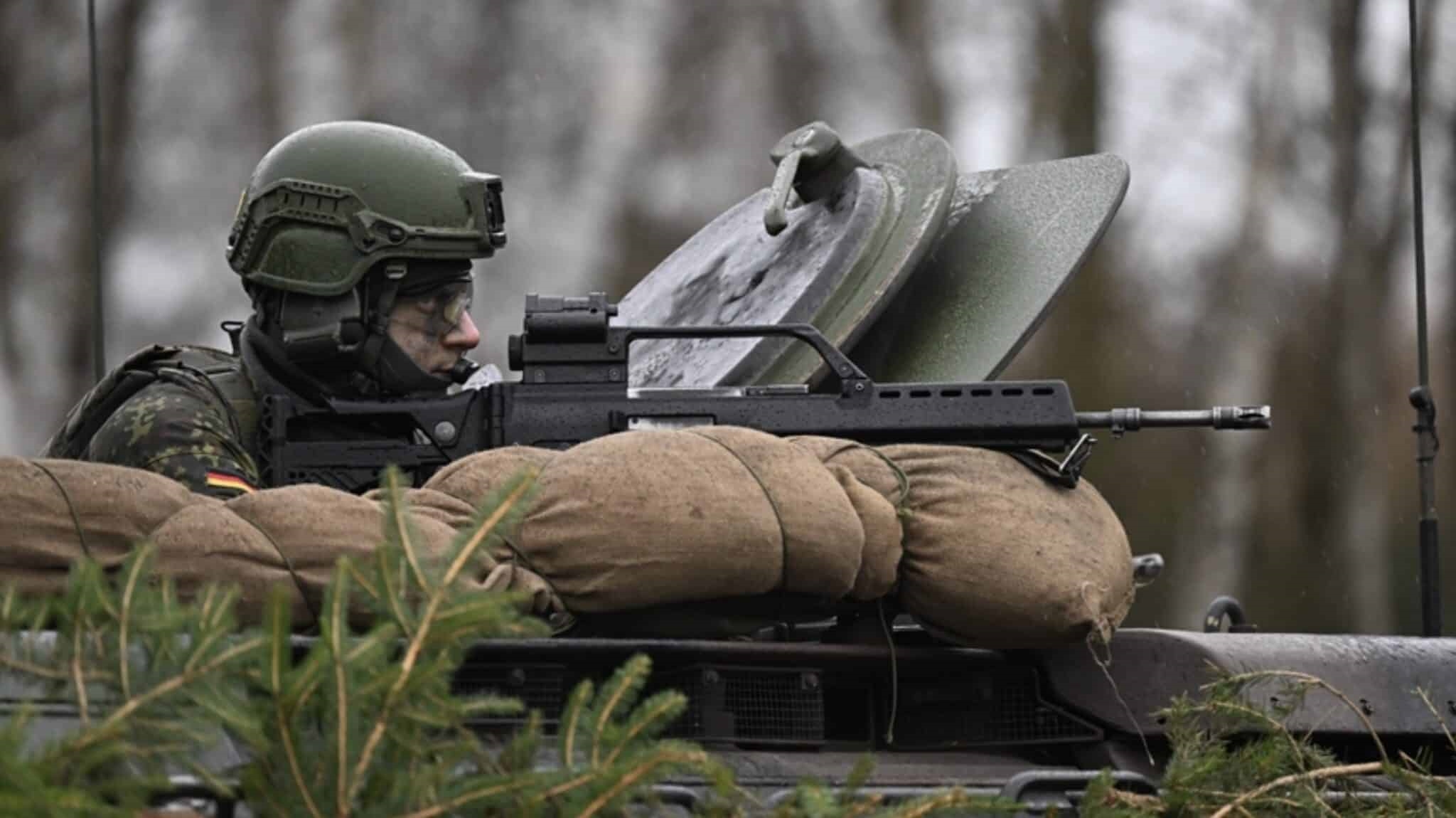 ABD'nin yeni mühimmatı, sıradan tüfekleri hiçbir ek parça olmadan dron avcısına dönüştürüyor