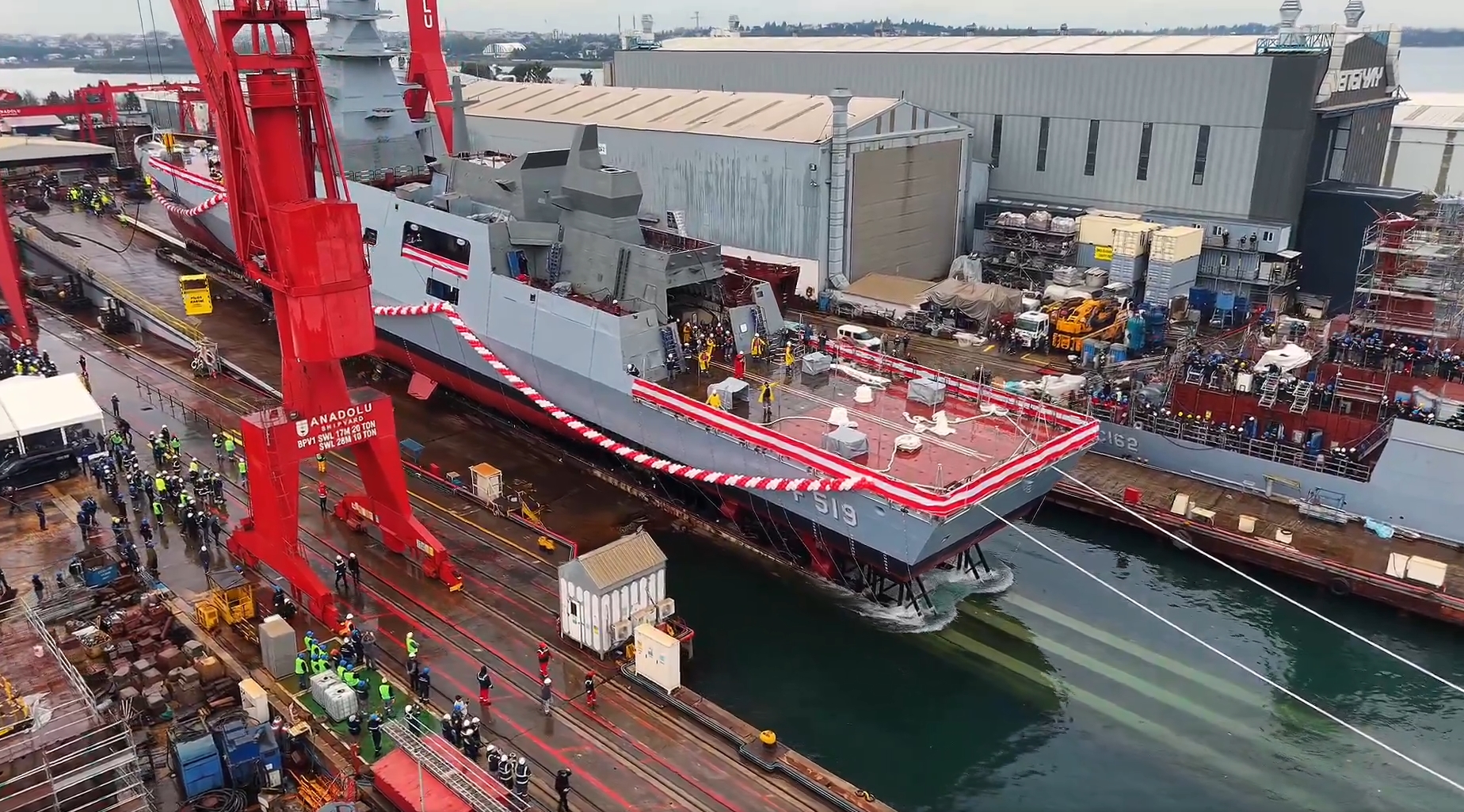 MİLGEM Projesi’nin 9’uncu gemisi “Akdeniz” denize indirildi