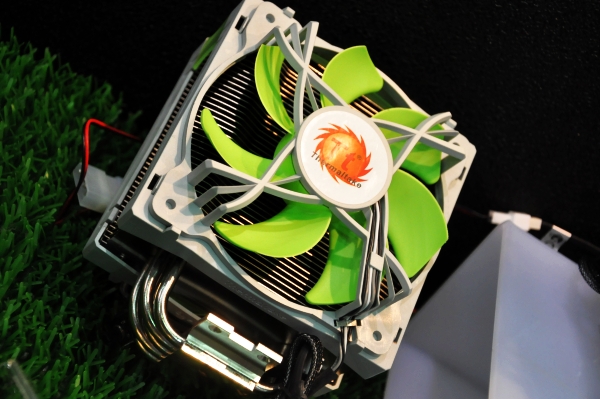 Computex 2010: Thermaltake, sessizlik odaklı yeni işlemci soğutucusu Jing'i tanıttı