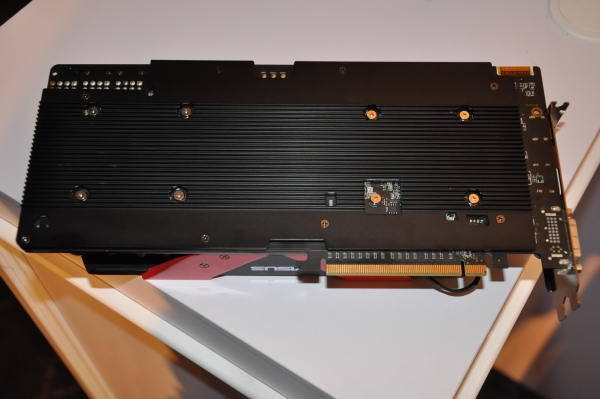 Asus HD 5970 Ares: Sınırlı Sürüm,Sınırsız Güç