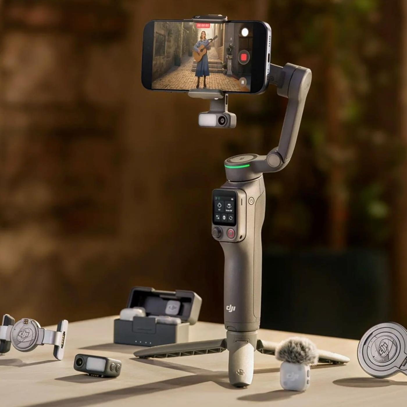 DJI Osmo Mobile 8P tanıtıldı: İşte özellikleri ve fiyatı