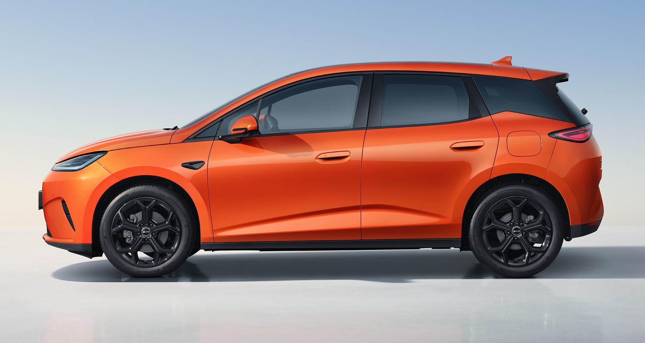 BYD'den Avrupa'ya özel 1.000 km menzilli otomobil: Dolphin G DM-i