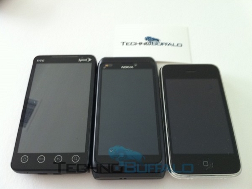 Nokia C0-00 kameralar karşısında; Prototip, iPhone ve HTC EVO ile yanyana görüntülendi
